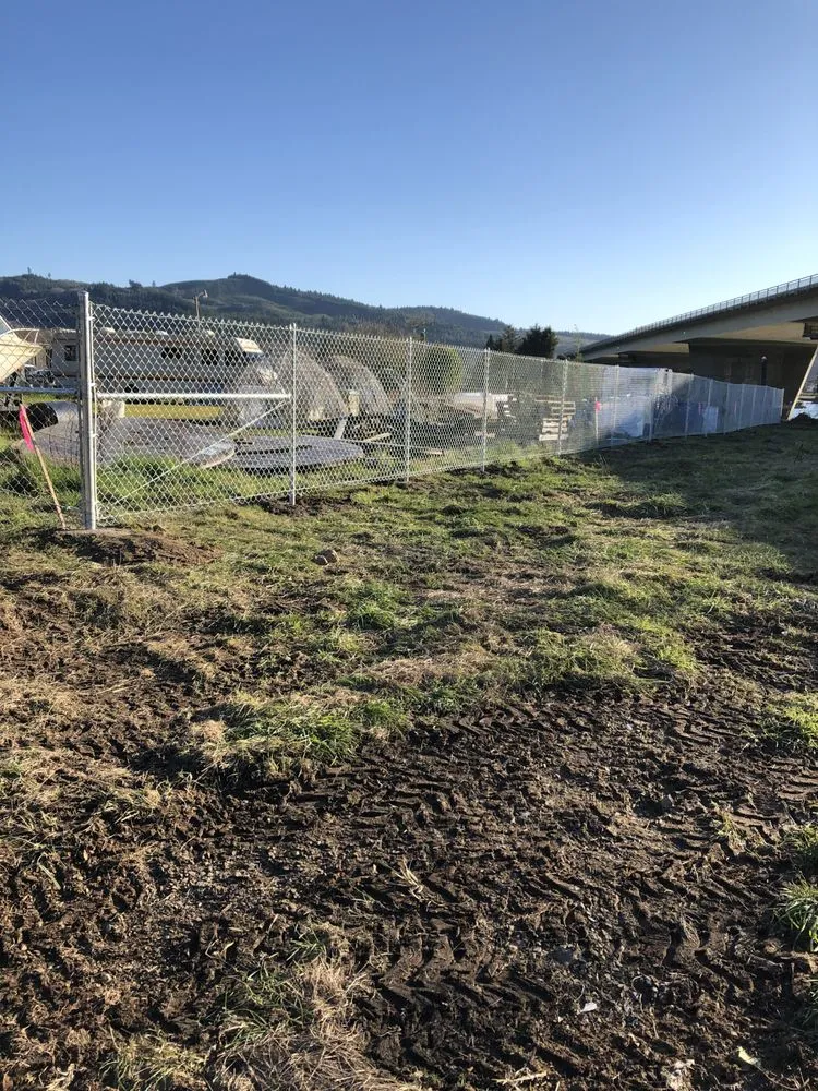 Expert vinyl fence installation service in Eugene, OR - A Custom Fit