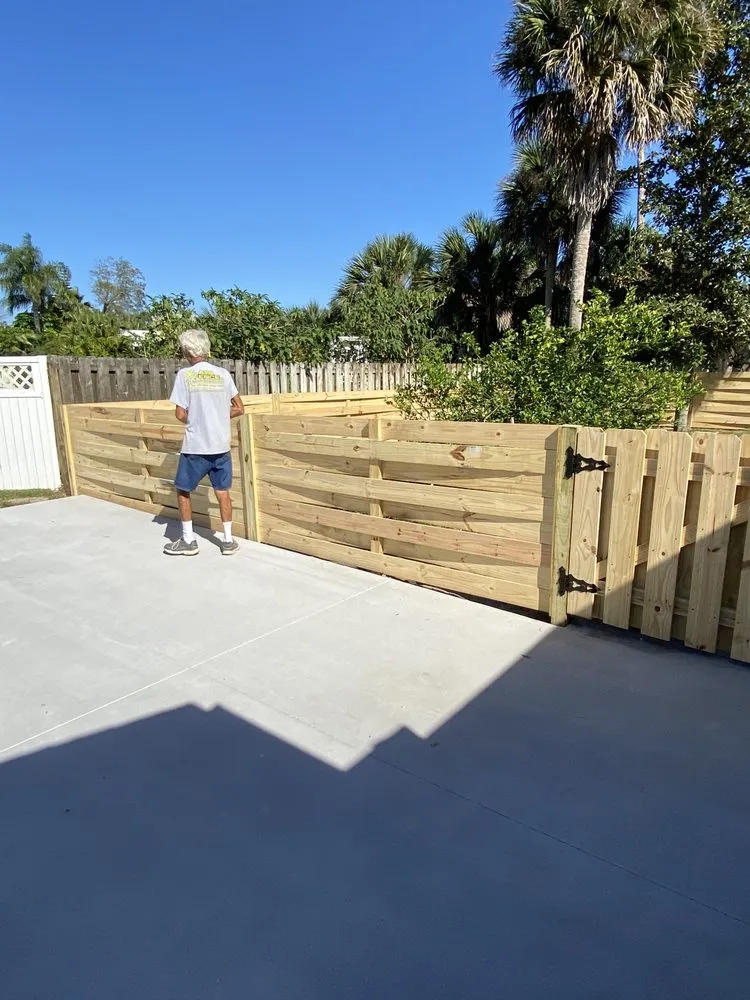 Quality fence repair experts serving Ormond Beach, FL - A1A Fence