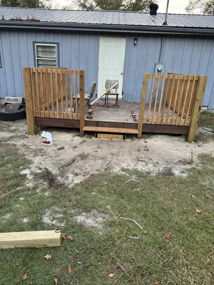 Reliable vinyl fence installation in Harrells, NC by A&A Construction