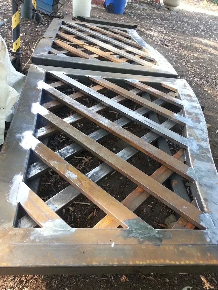 Local wood fence service experts serving Lakeside, CA - AAA Gate