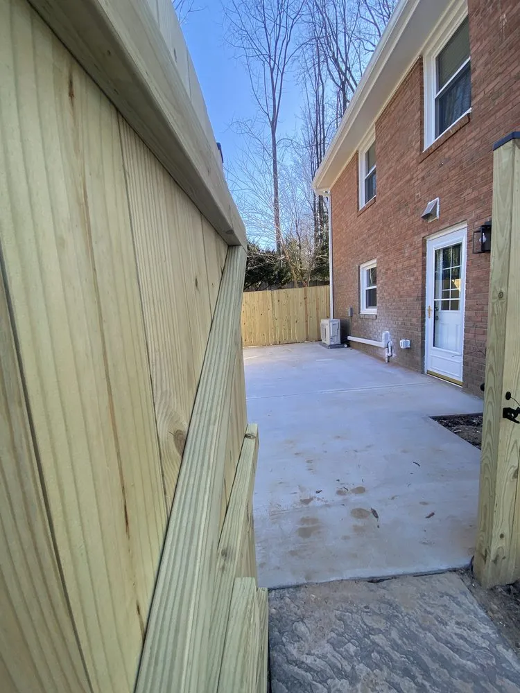 Local fence installation experts serving Springfield, VA - AAA Masonry