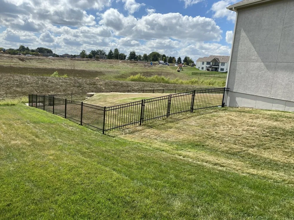 Expert chain link fencing experts serving Independence, MO - Absolute Designs