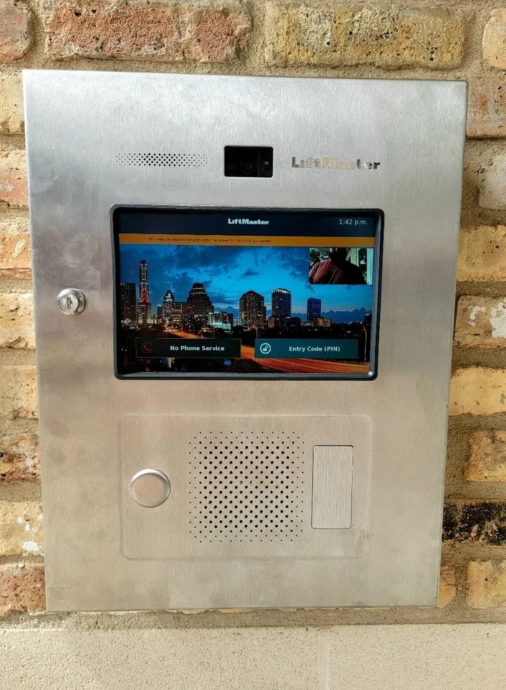 Trusted vinyl fence installation for homes in Pflugerville, TX by Access Control Experts
