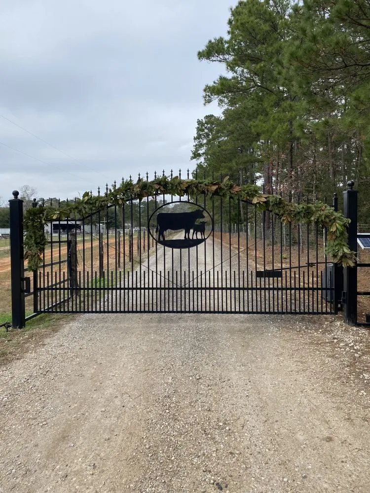 Expert fence installation service in Willis, TX - Access Pro Gate