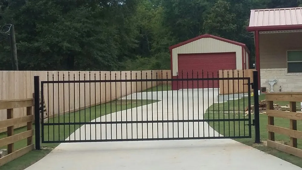 Trusted fence installation experts serving Willis, TX - Access Pro Gate