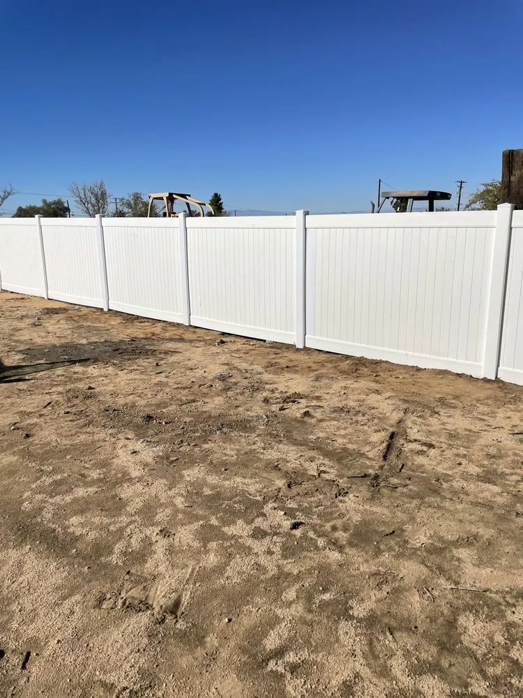 Top-rated vinyl fence installation experts serving Carpinteria, CA - AFencingCo