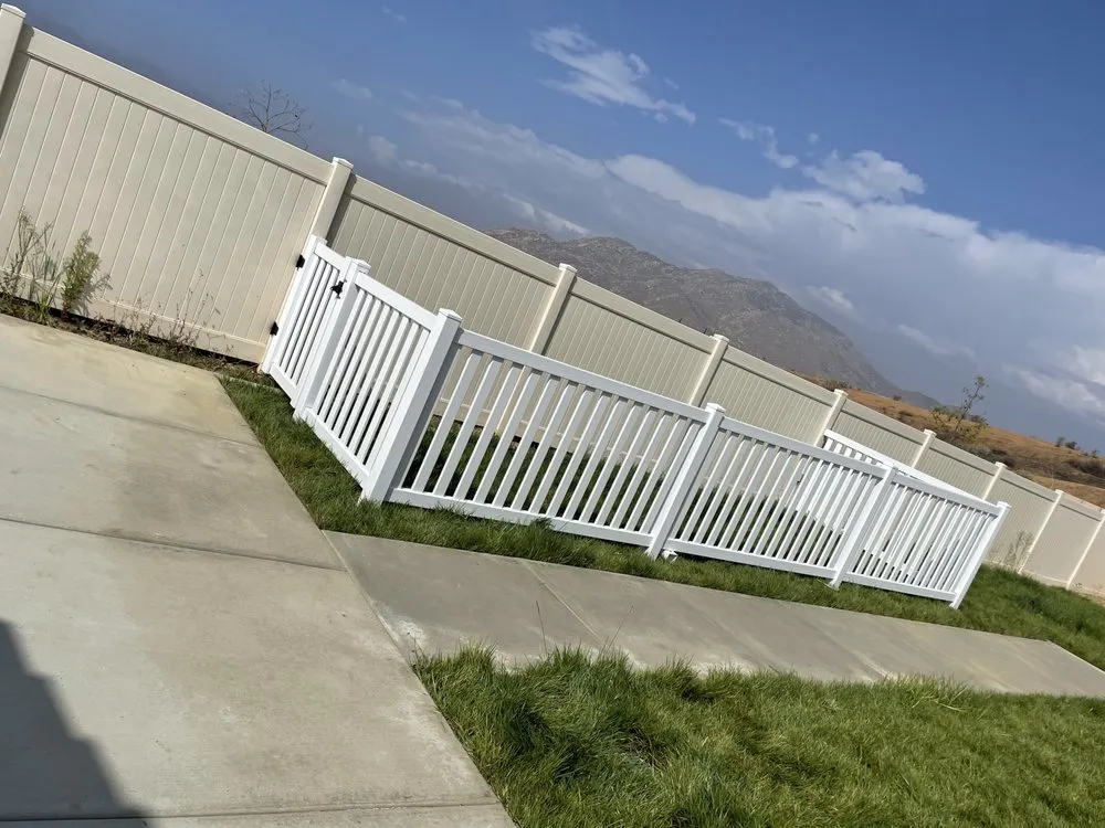 Affordable chain link fencing service in Carpinteria, CA - AFencingCo