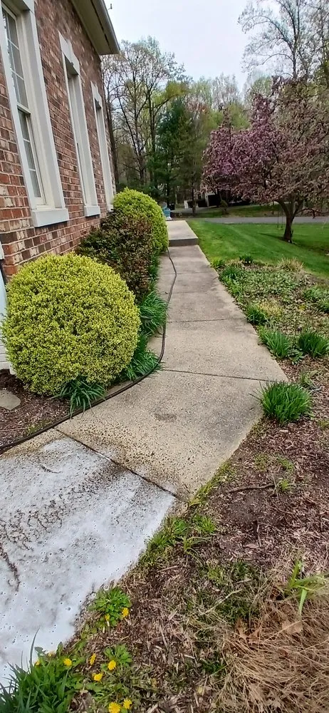 Quality fence repair for homes in Sterling, VA by AG Constructions