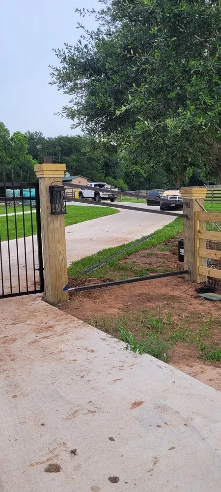 Quality fence installation service in Katy, TX - A&J Gate Operator