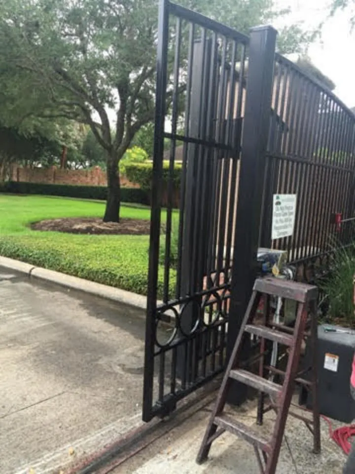 Affordable chain link fencing service in Katy, TX - A&J Gate Operator