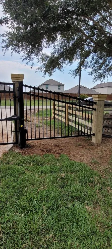 Professional wood fence service service in Katy, TX - A&J Gate Operator