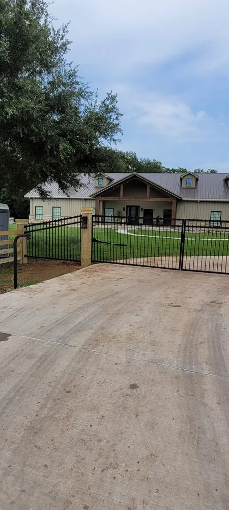 Top-rated chain link fencing for homes in Katy, TX by A&J Gate Operator