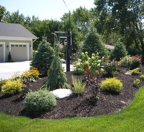 Top-rated vinyl fence installation experts serving Elyria, OH - AJK Builders