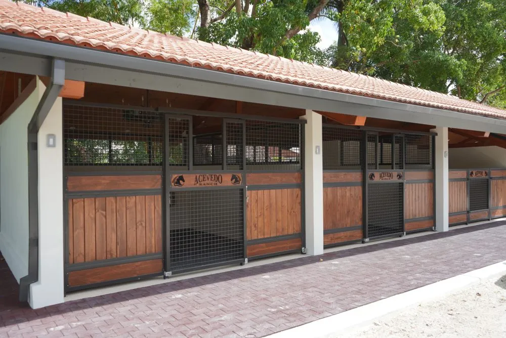 Expert privacy fencing service in Miami, FL - AKCS