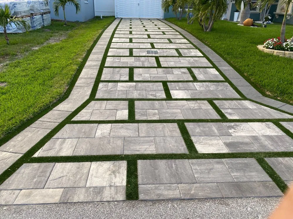 Local wood fence service experts serving St. Cloud, FL - AKD Solutions