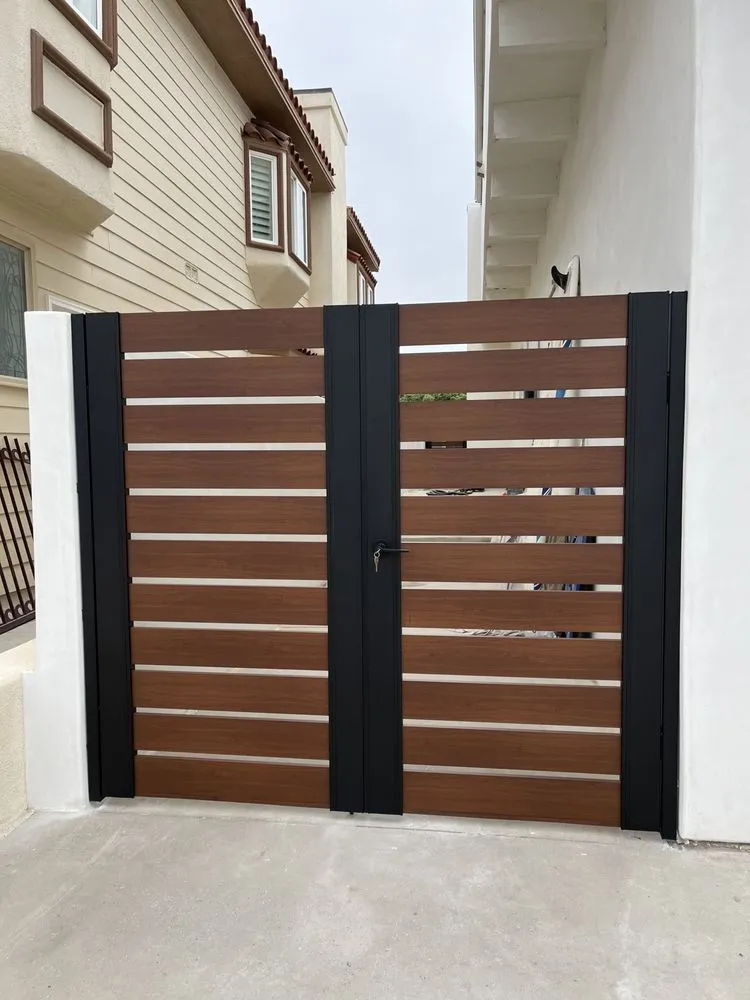 Quality fence repair experts serving Oxnard, CA - Alumission