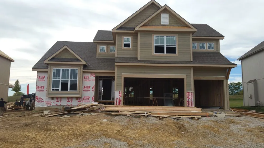 Local chain link fencing for homes in Cameron, MO by Americ Construction