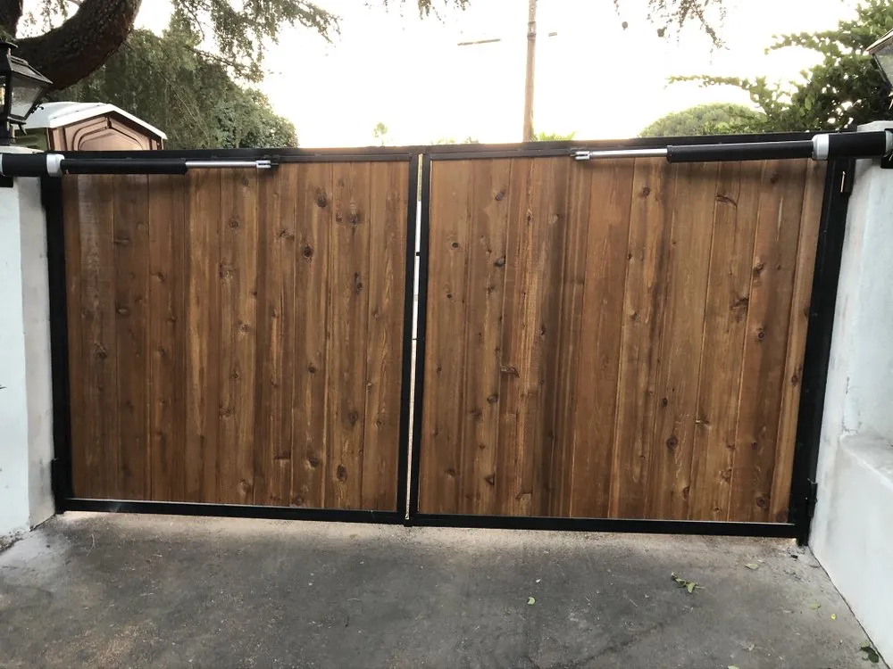 Local fence installation for homes in Tujunga, CA by Anderson's Electric Gates