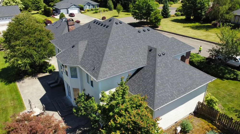Top-rated fence repair experts serving Battle Ground, WA - API Construction