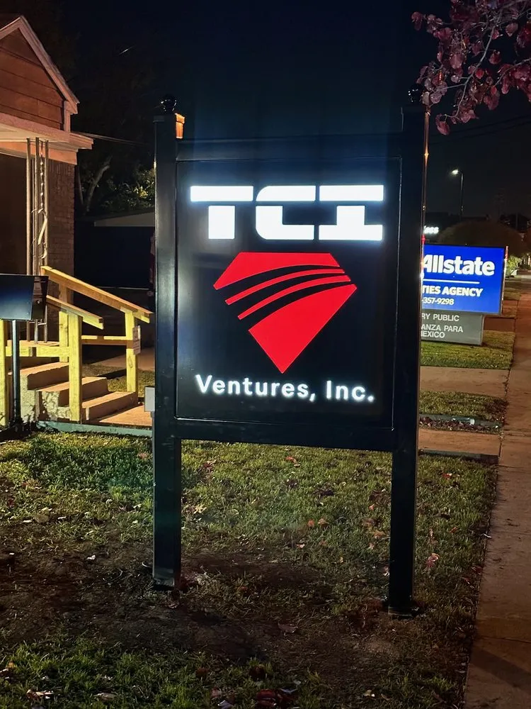 Trusted wood fence service service in Hurst, TX - APS Fabrication
