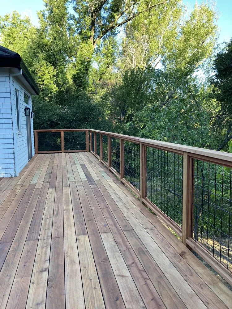 Trusted wood fence service experts serving Fairfax, CA - Arrow Deck & Construction