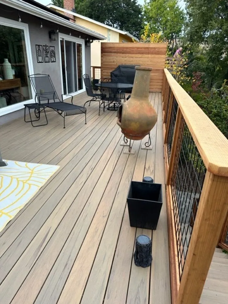 Expert wood fence service for homes in Fairfax, CA by Arrow Deck & Construction