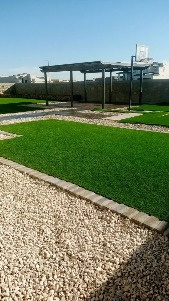 Local chain link fencing for homes in Clint, TX by ASKK Construction