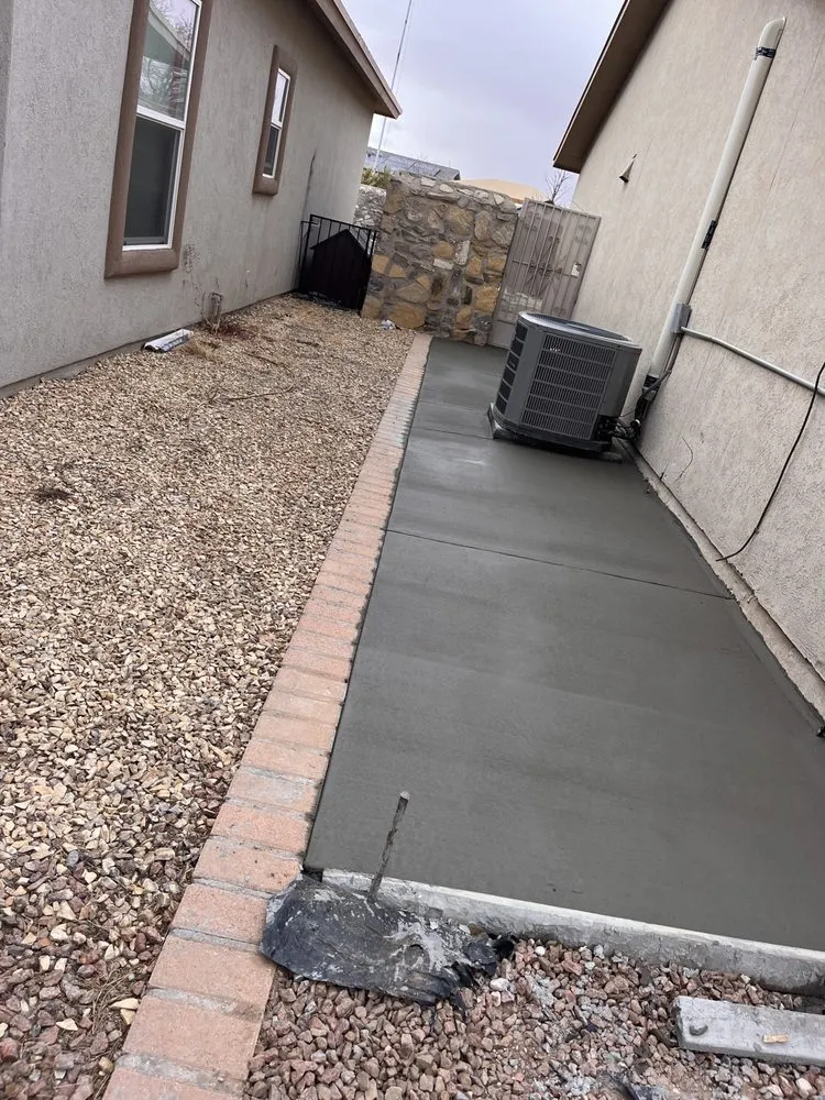 Reliable fence installation service in Clint, TX - ASKK Construction