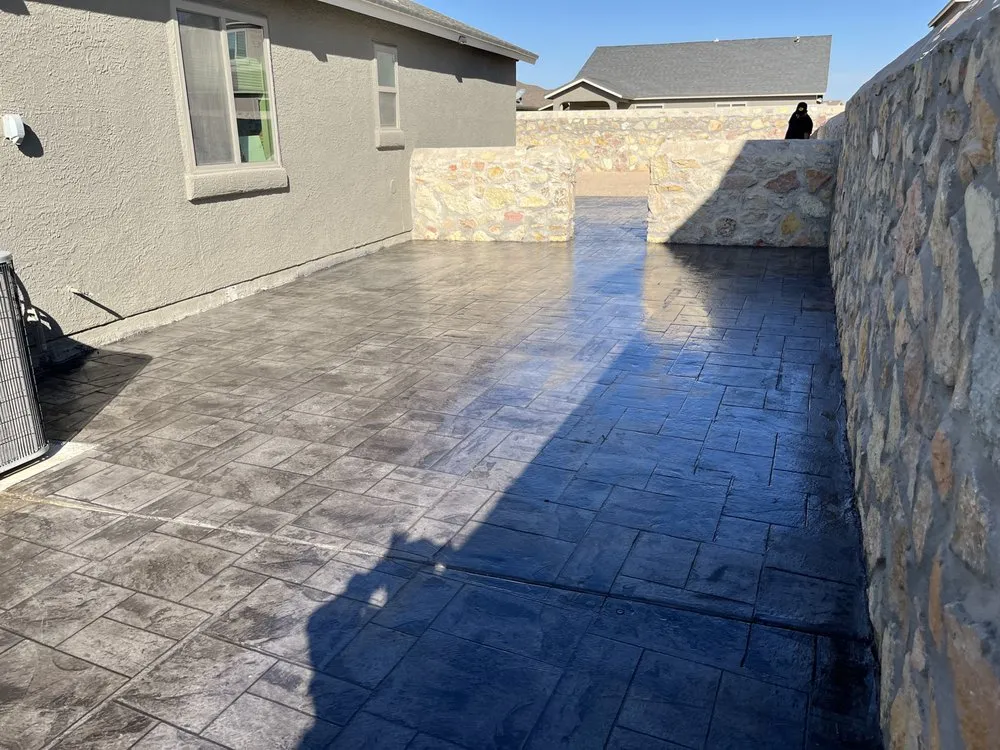 Trusted privacy fencing experts serving Clint, TX - ASKK Construction