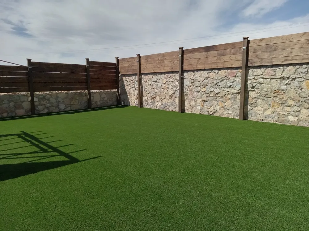 Top-rated wood fence service experts serving Clint, TX - ASKK Construction