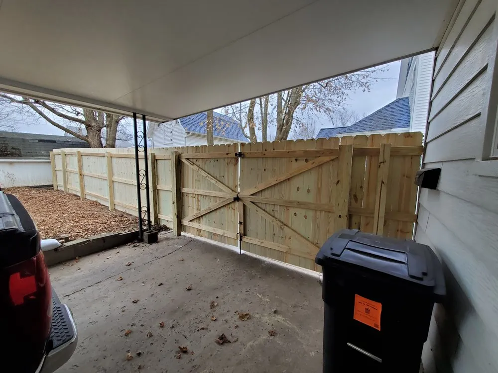 Top-rated chain link fencing for homes in Springfield, OH by Ater Made