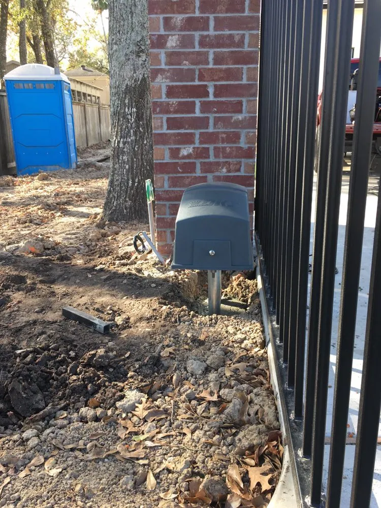 Local chain link fencing service in Houston, TX - Automatic Gate & Access Services