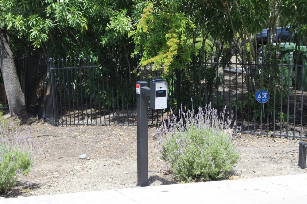 Trusted vinyl fence installation for homes in Ceres, CA by Automatic Gate Operations