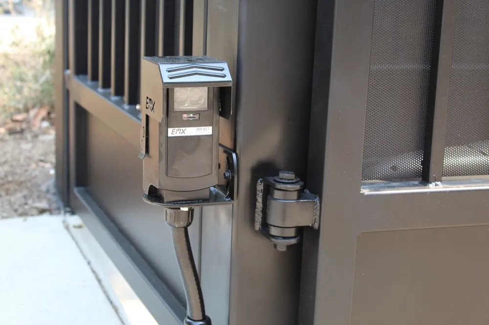 Reliable vinyl fence installation for homes in Ceres, CA by Automatic Gate Operations
