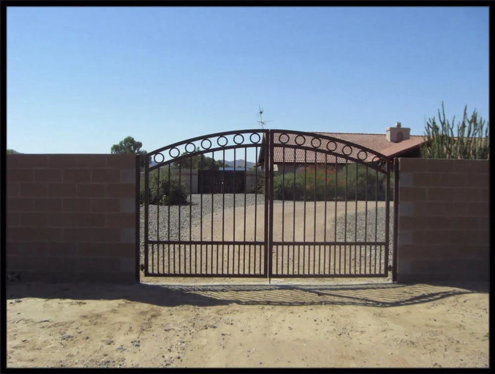 Expert fence repair for homes in Phoenix, AZ by Automatic Gate Systems