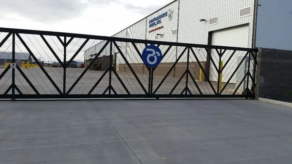 Automatic Gates for Less Logo