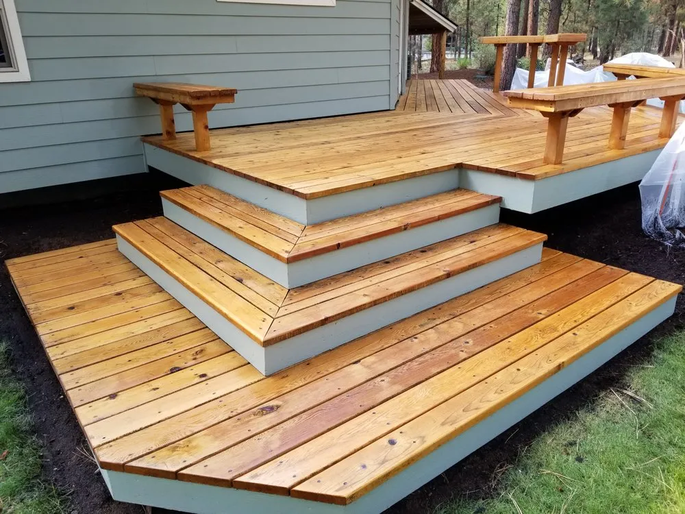 Quality wood fence service in Bend, OR by Avastarray