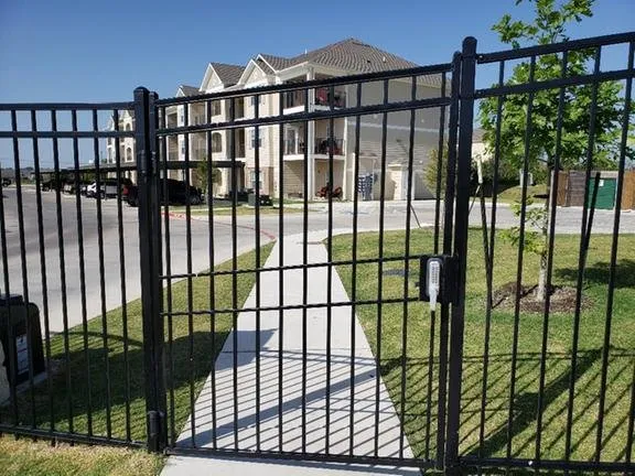 Affordable wood fence service experts serving Temple, TX - Aztec Automatic Gate Systems