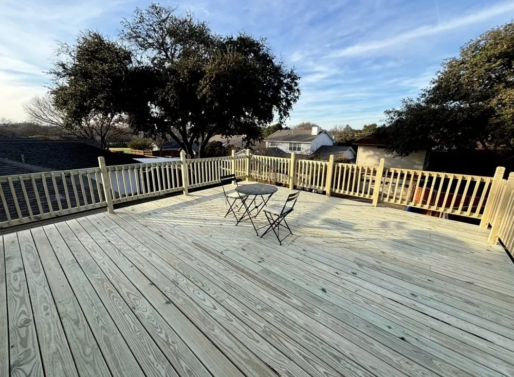 Top-rated wood fence service service in Kenner, LA - B&A Construction