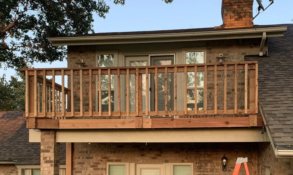 Quality privacy fencing experts serving Kennedale, TX - Backyard Builders