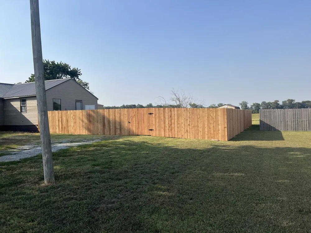 Affordable vinyl fence installation in Brookland, AR by Backyard View