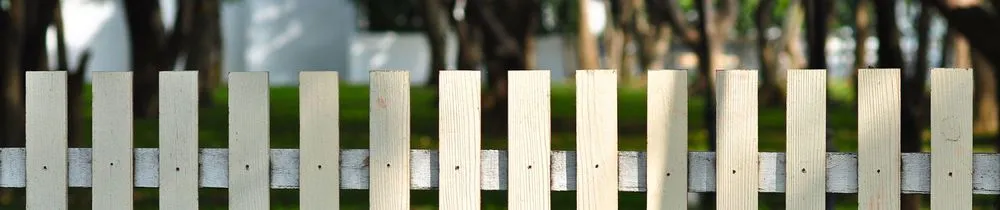 Reliable vinyl fence installation service in Keller, TX - Bates Improvements