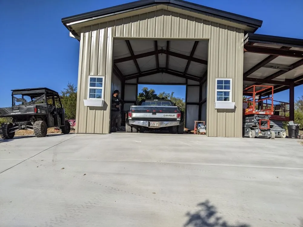 Professional fence repair in Bulverde, TX by Baxter Built