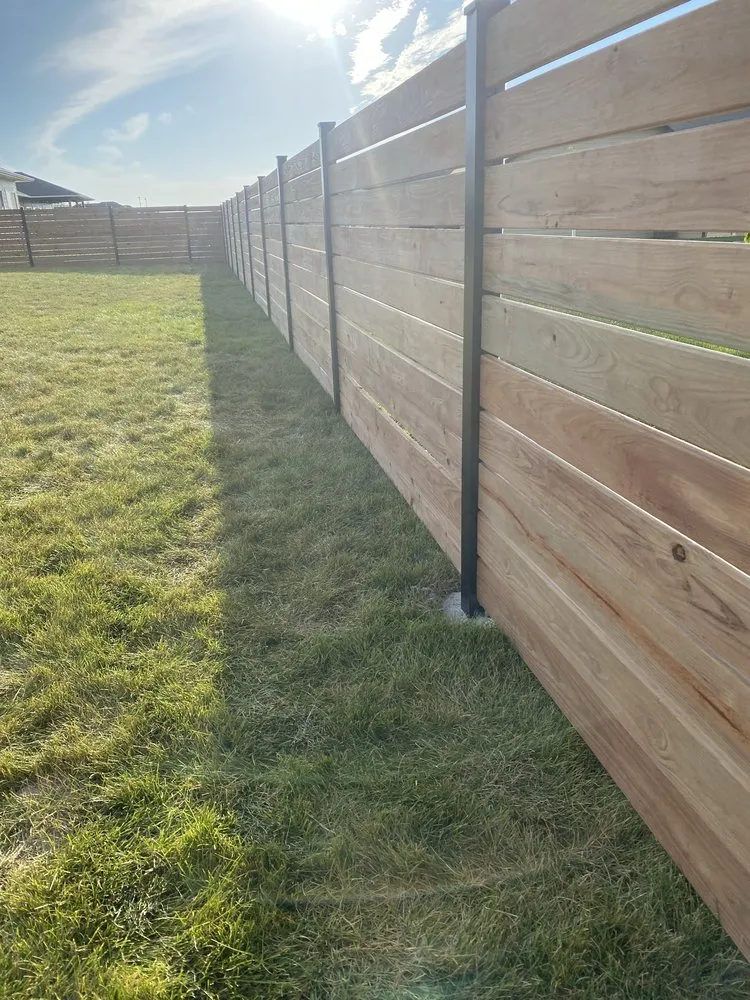 Professional chain link fencing experts serving Sioux Falls, SD - B&B Builders