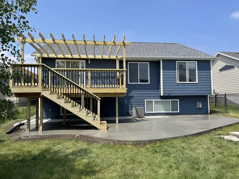 Local privacy fencing service in Sioux Falls, SD - B&B Builders