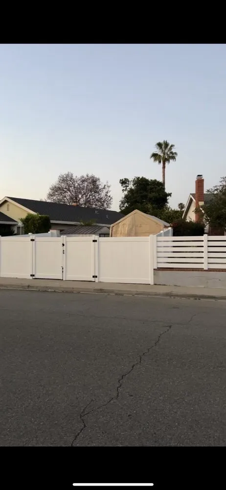 Reliable privacy fencing for homes in Irvine, CA by BeachYard