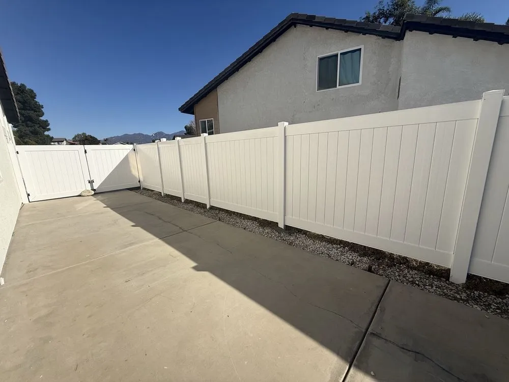 Local chain link fencing experts serving Irvine, CA - BeachYard
