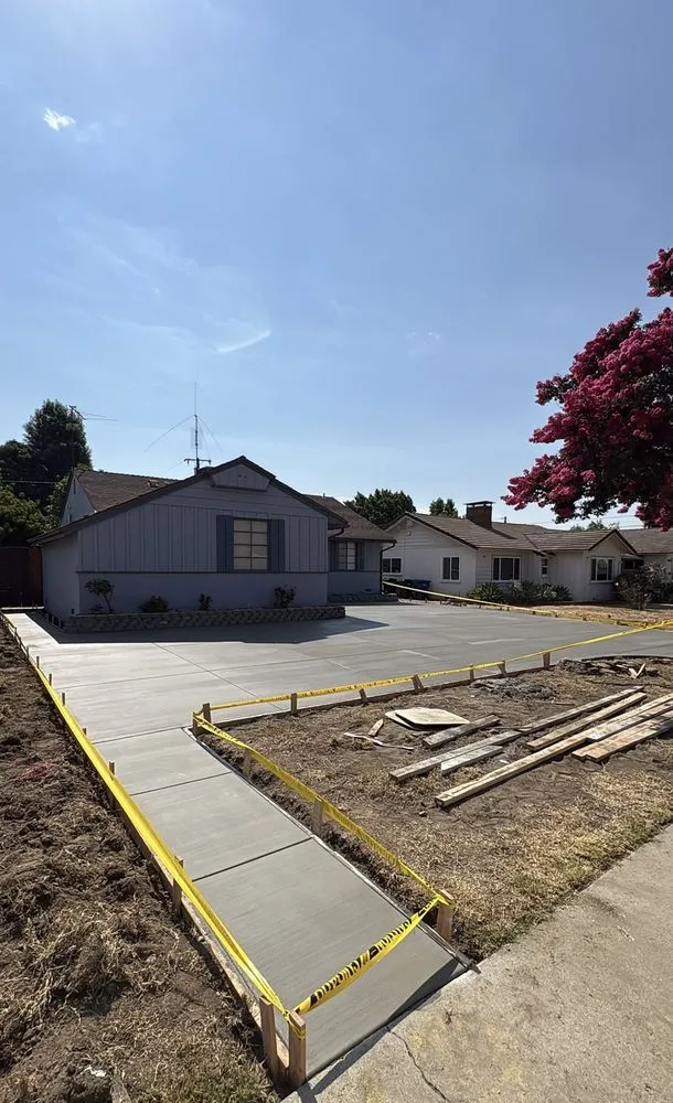 Affordable fence repair for homes in Irvine, CA by BetterYard Construction