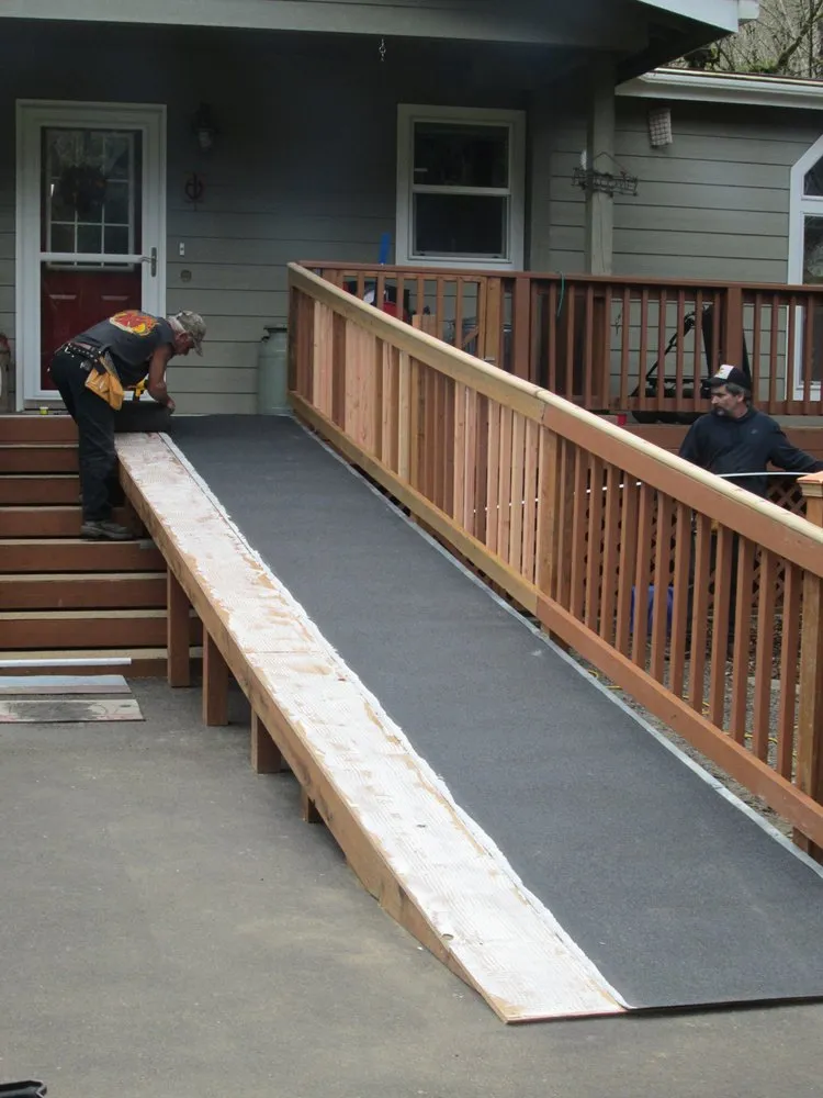 Top-rated fence installation for homes in Longview, WA by BLB Contracting Services