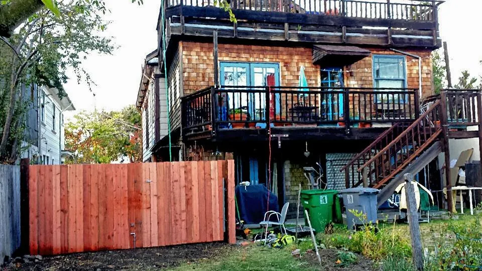 Expert fence installation for homes in Berkeley, CA by Bluebird Fixit